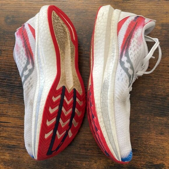 Saucony STARS & STRIPES ENDORPHIN SPEED 2 size 7.5 - Picture 5 of 8